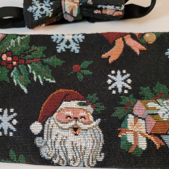 Desmonds Tie and Cummerbund Set Christmas - Picture 2 of 5